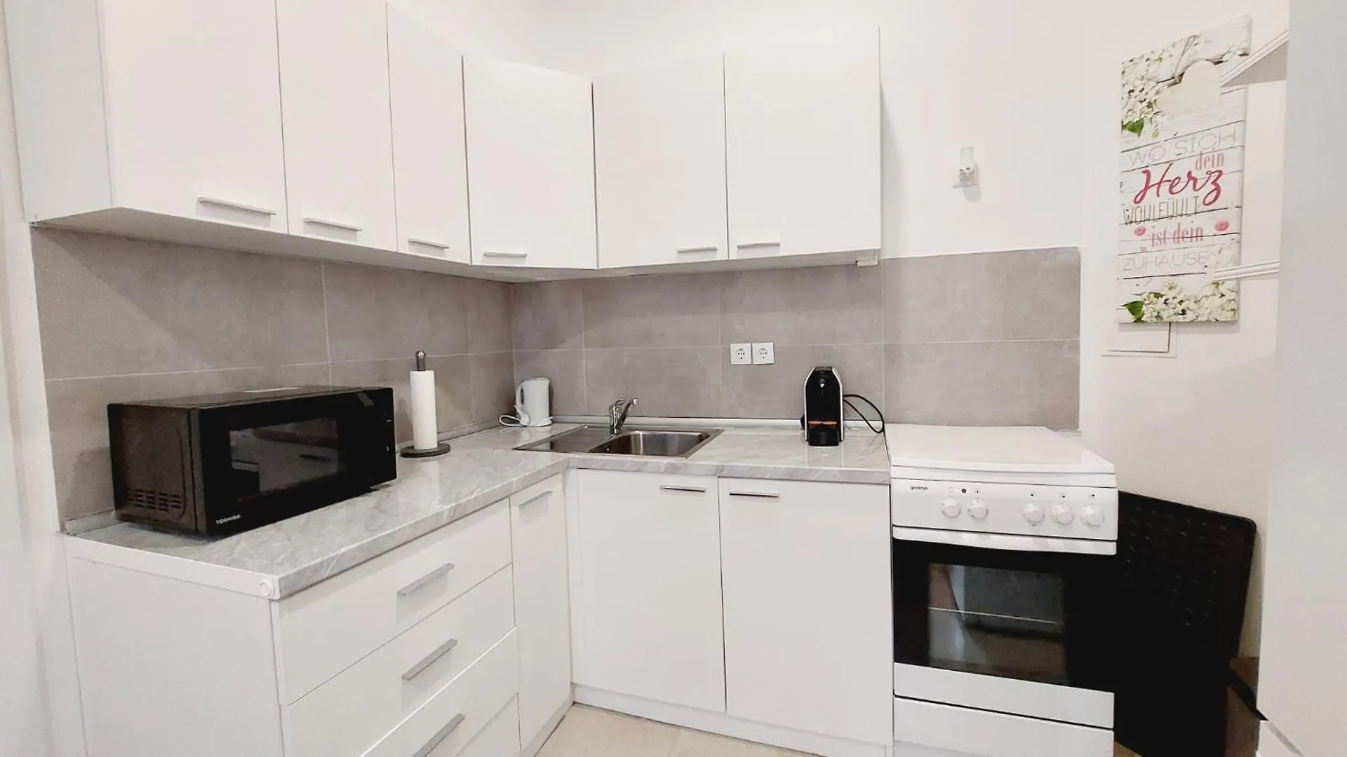 Checkinvienna-One Bedroom Apartment Austria